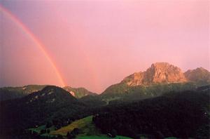 Rainbow in Pink sky, videmanette