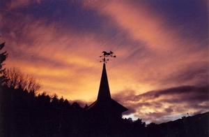 Orange streak over Zimmermann Klinik roof