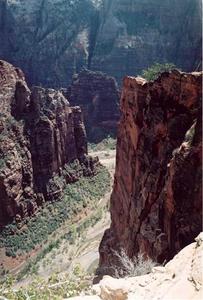 'Angels Landing' ridge overlooking road at the bottom, Zion