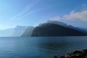 The lake at Brunnen