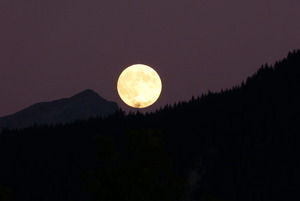 Moon over Giferspitz