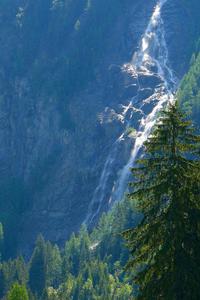 Water falling near Lauenen